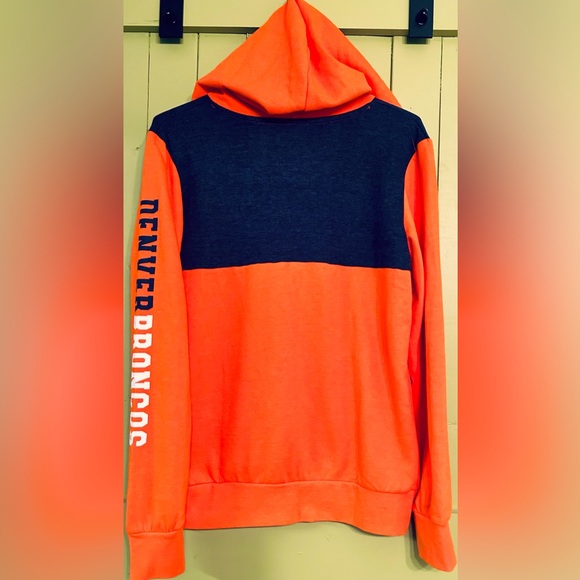 NFL Denver Broncos Hoodie Sweatshirt Adult - Picture 1 of 2